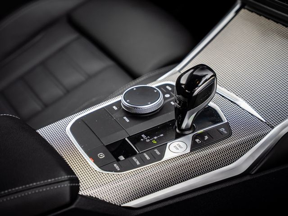 2021 BMW 3 Series 330E M SPORT €27,950