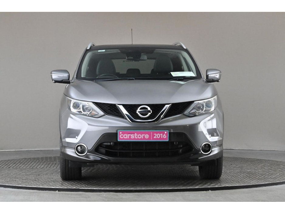 2016 Nissan Qashqai - image 2