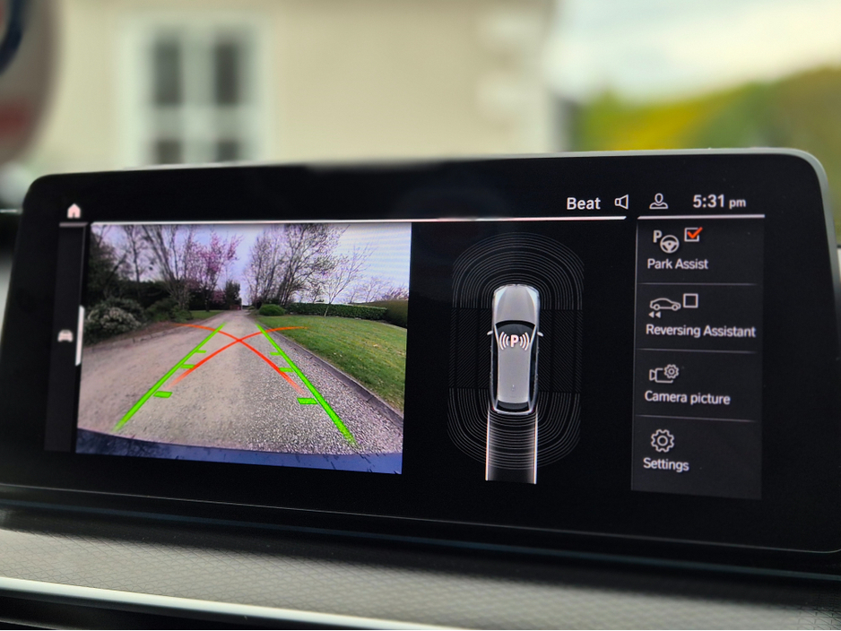 2021 BMW 5 Series - image 17