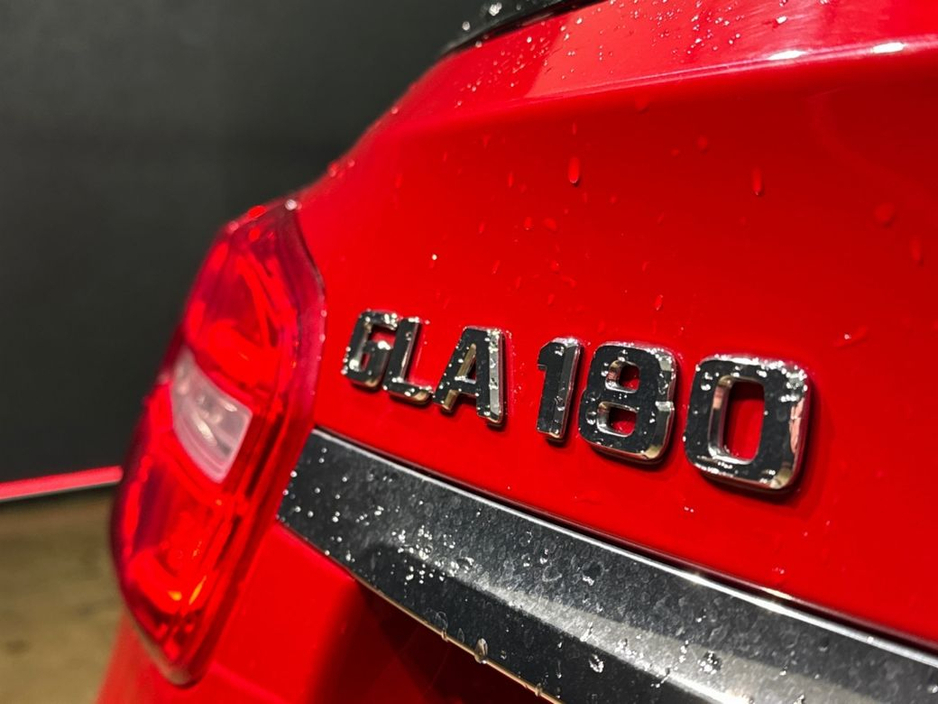 2017 Mercedes-Benz GLA Class - image 10