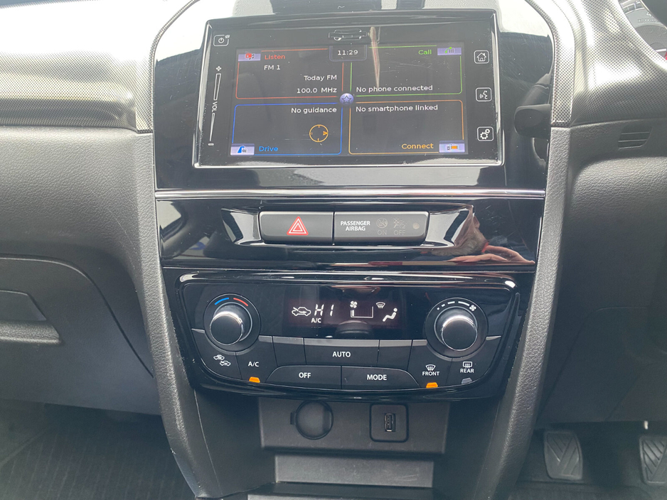 2023 Suzuki Vitara - image 16