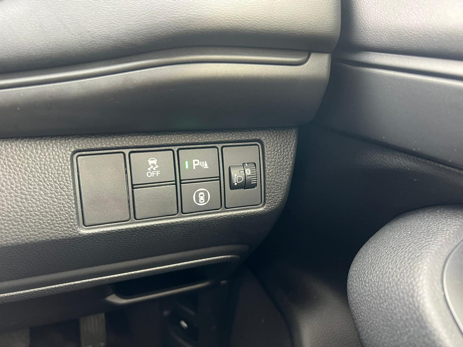 2024 Honda HR-V - image 11