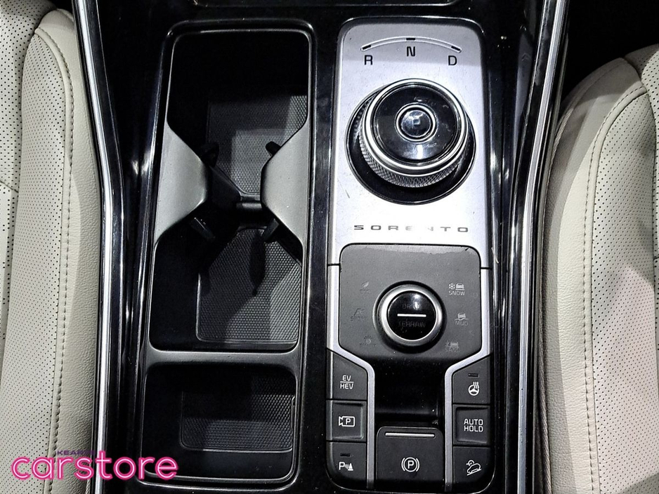 2022 Kia Sorento 1.6 PHEV K3 4X4 7 seats €41,880