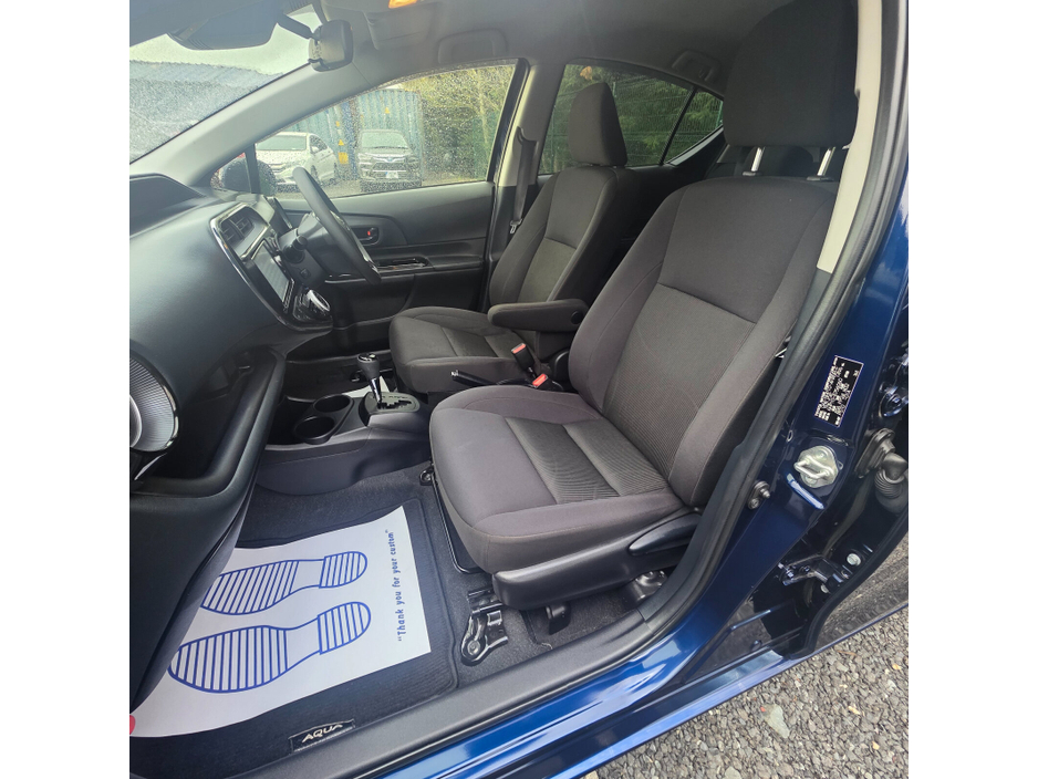 2018 Toyota Aqua - image 19