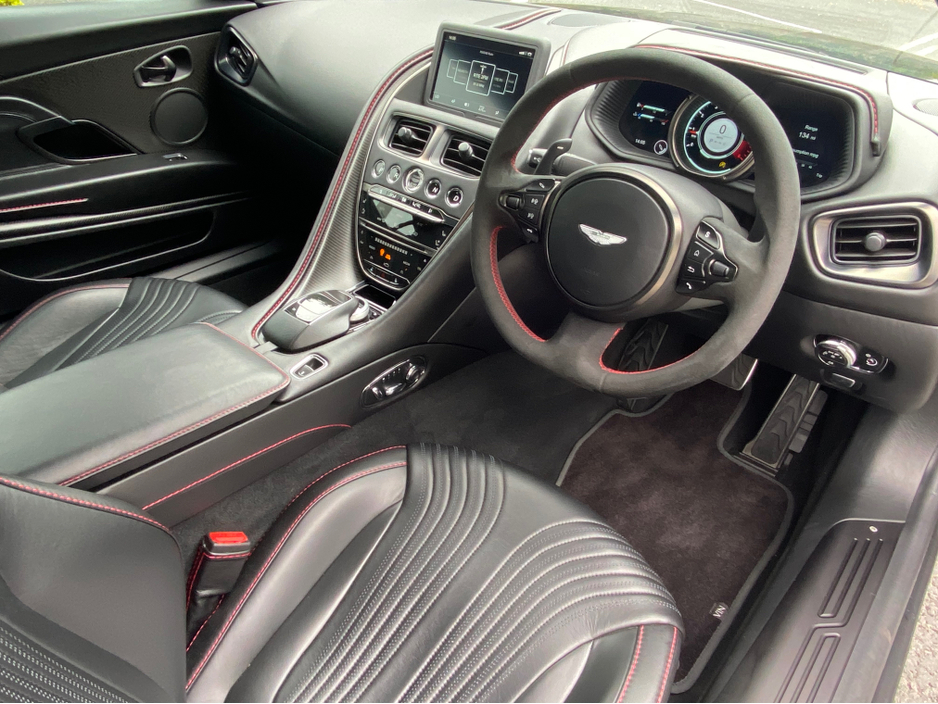 2018 Aston Martin DB11 4.0 V8 AUTO==HUGE SPEC==ONLY 12K MILES==COST OVER €380K NEW== €154,950