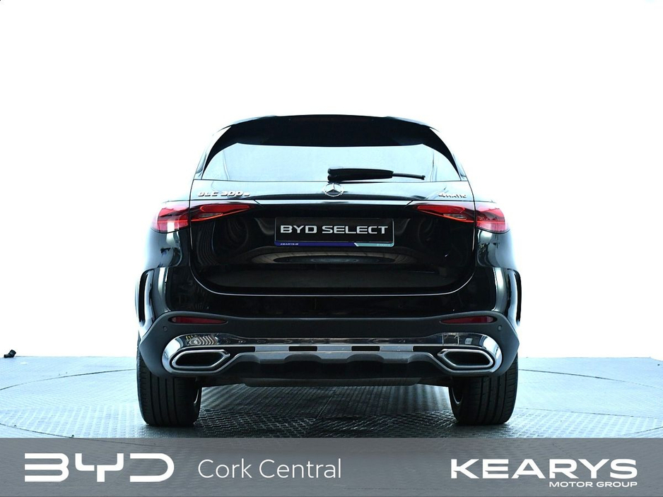 2025 Mercedes-Benz GLC Class - image 2