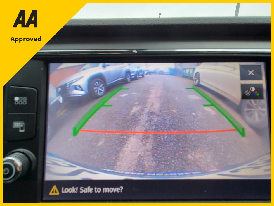 2019 SEAT Leon - image 2