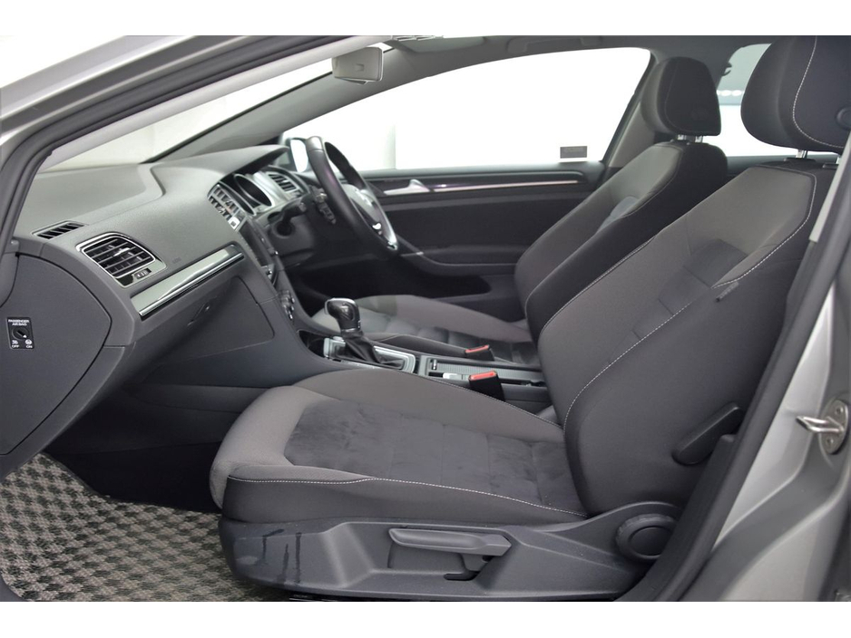 2016 Volkswagen Golf 1.4 TSI DSG HIGHLINE 103KW *UPGRADED 17" ALLOY WHEELS* €16,890