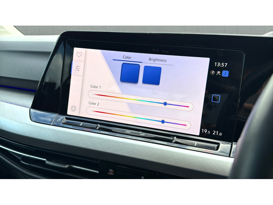 2021 Volkswagen Golf - image 33