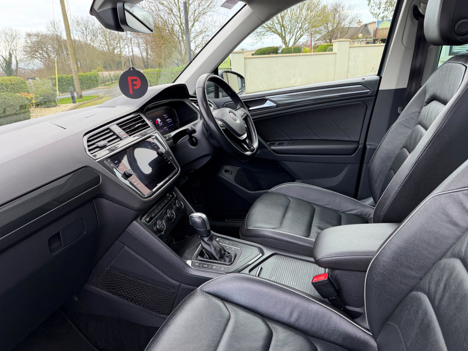 2020 Volkswagen Tiguan - image 16