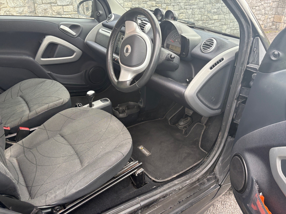 2013 Smart Fortwo - image 14