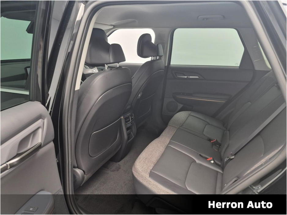 2026 Kia EV5 - image 18