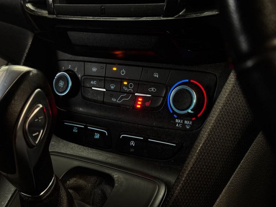 2019 Ford Transit Connect - image 14