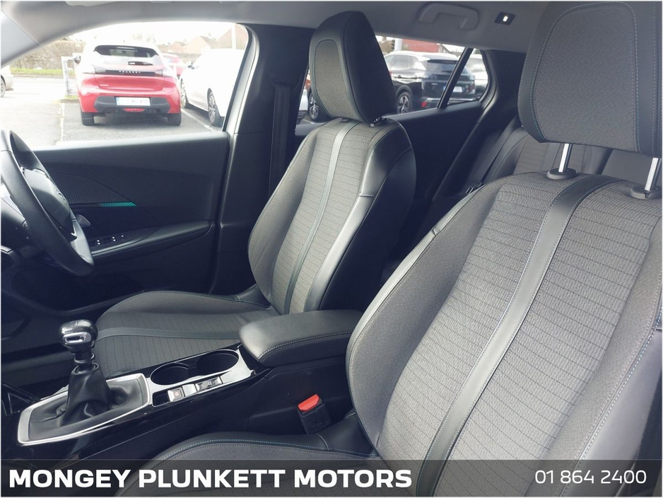 2021 Peugeot 2008 - image 14