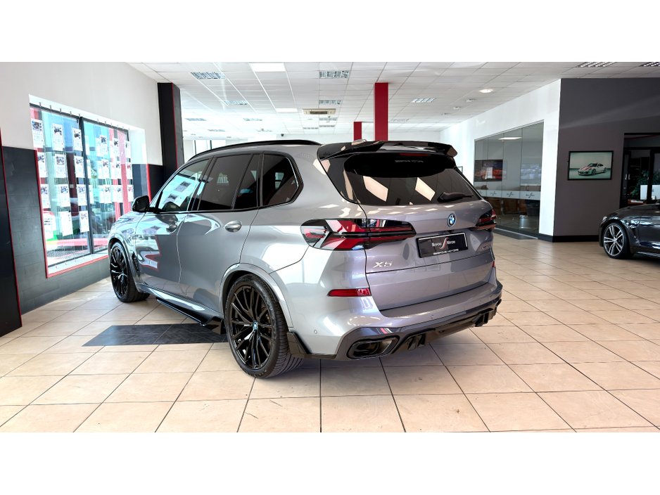 2024 BMW X5 - image 13