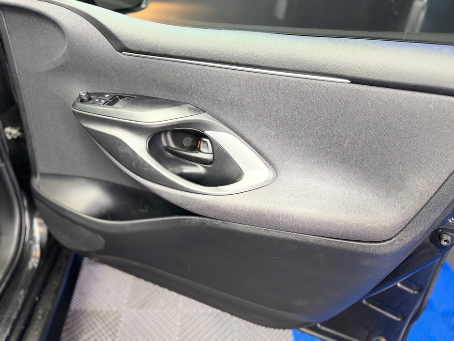 2024 Toyota Yaris - image 21