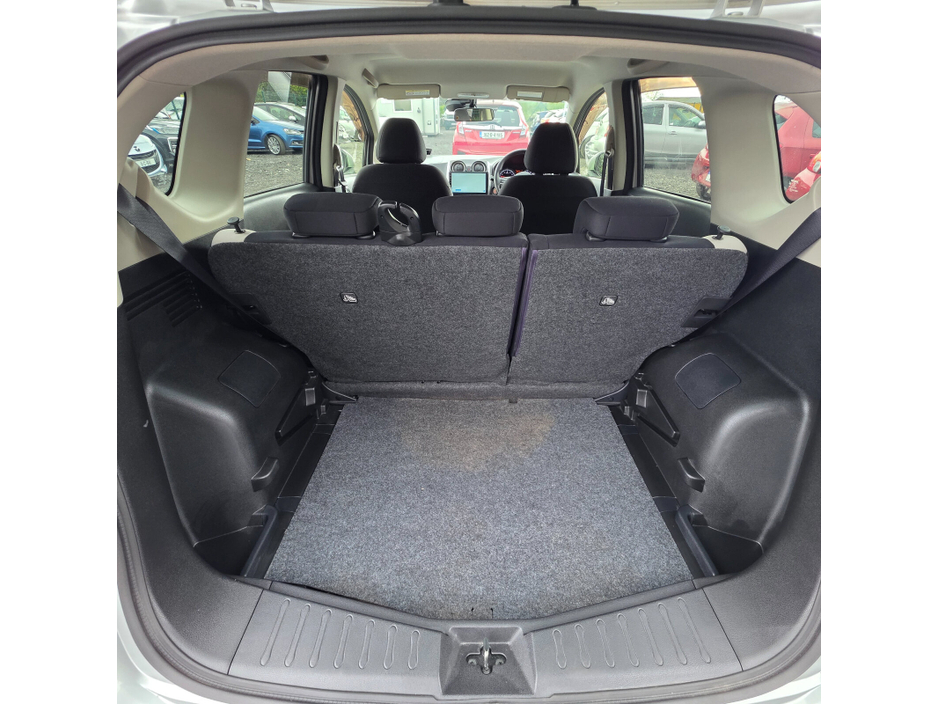 2017 Nissan Note - image 12