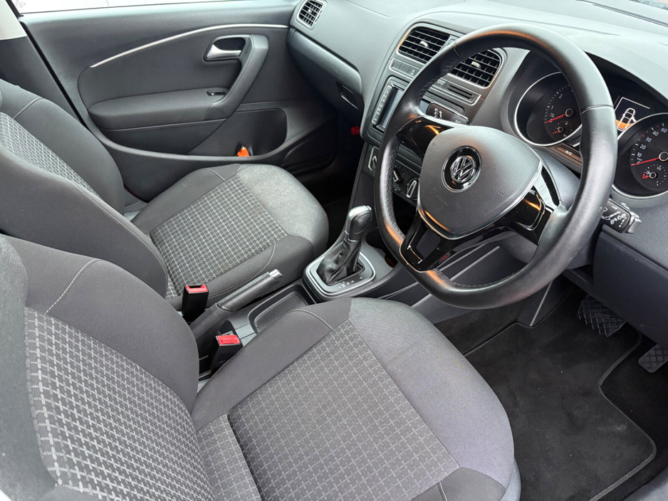 2016 Volkswagen Polo  €12,900