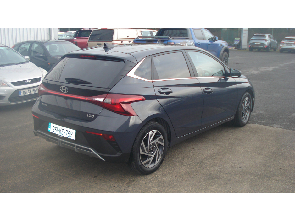 2025 Hyundai i20 - image 6