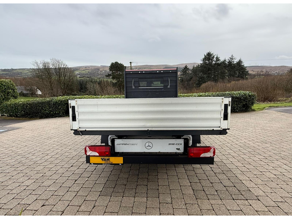 2021 Mercedes-Benz Sprinter - image 6