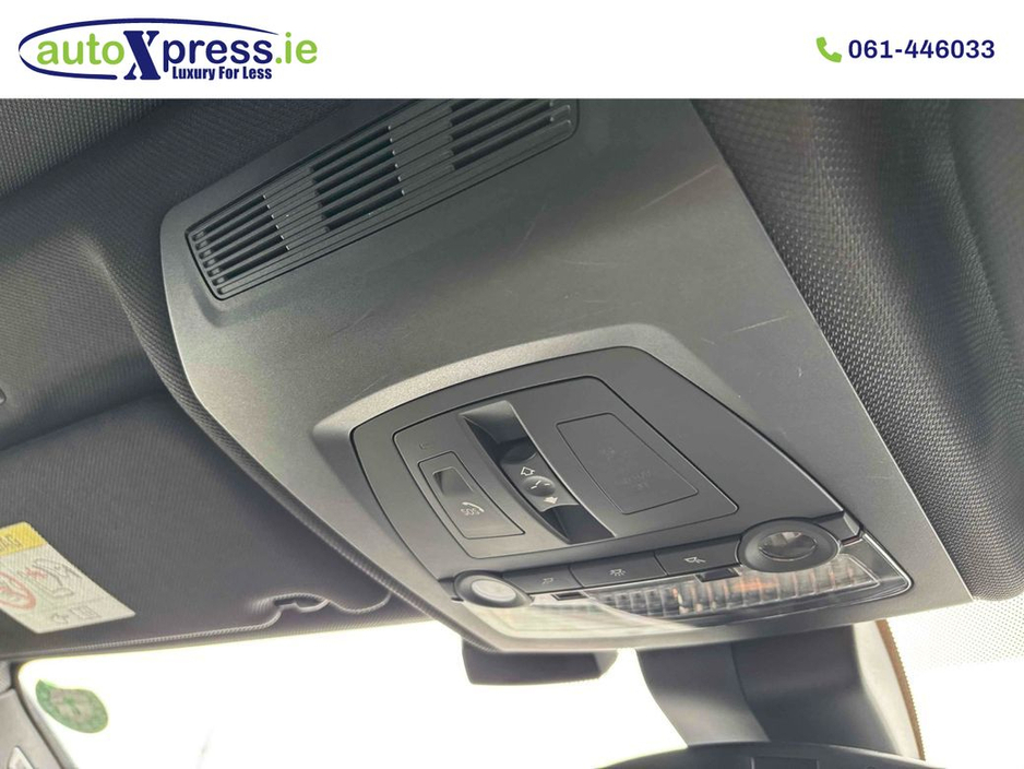 2016 BMW 5 Series - image 9