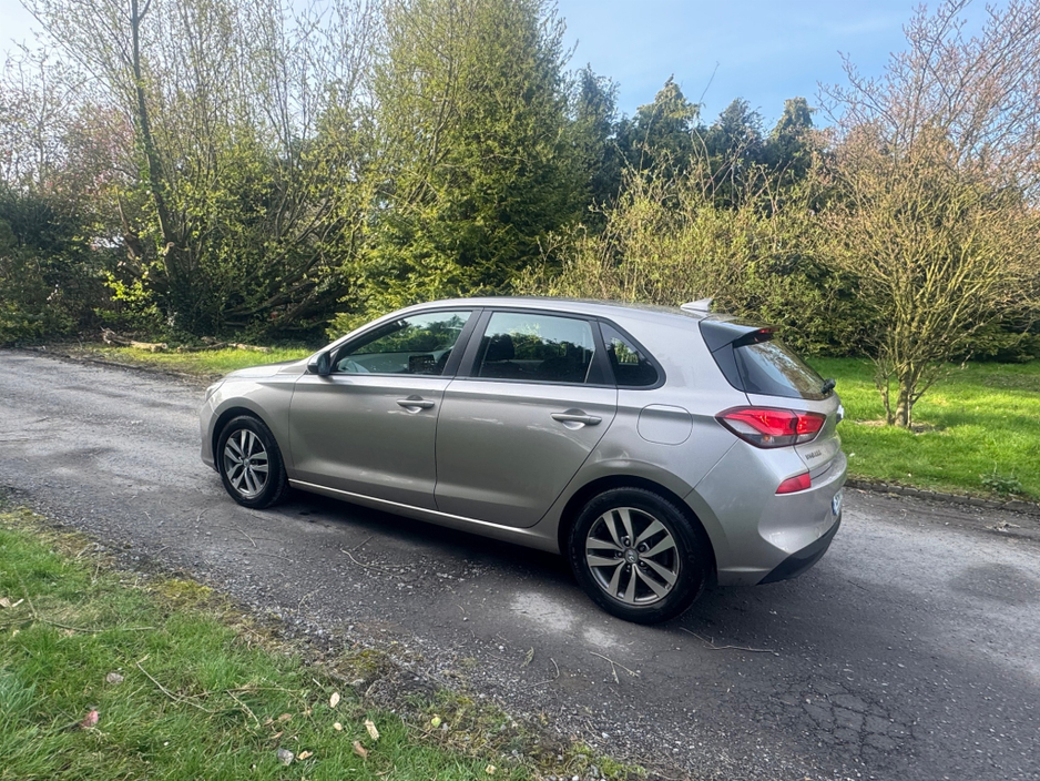 2019 Hyundai i30 - image 4