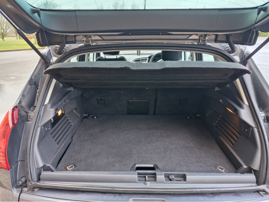 2012 Peugeot 3008 1.6 HDI SPORT €3,750