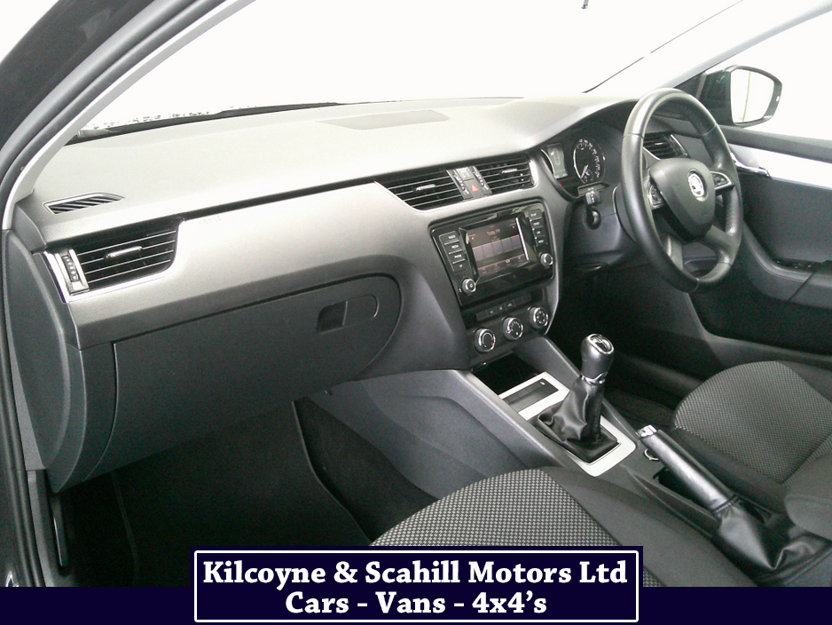 2015 Skoda Octavia - image 16