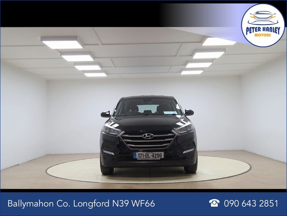 2017 Hyundai Tucson - image 2