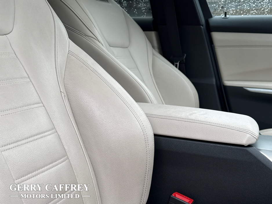 2022 BMW 3 Series 330e M- SPORT TECH PACK PHEV G20 €35,950