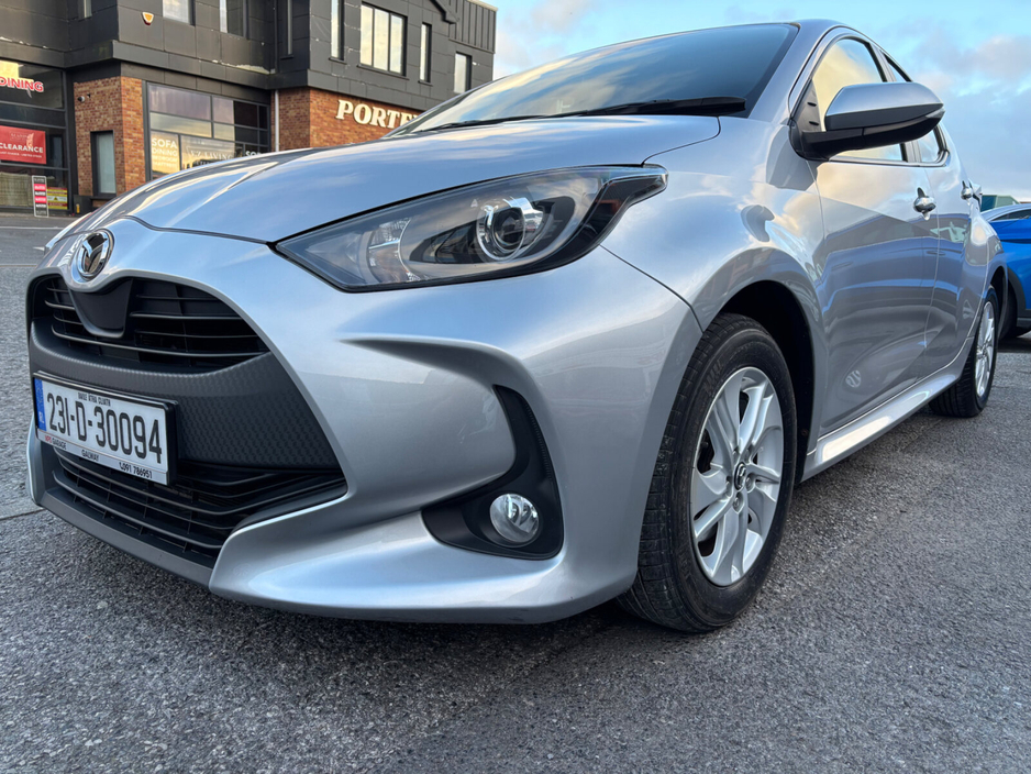 2023 Mazda Mazda2 - image 18