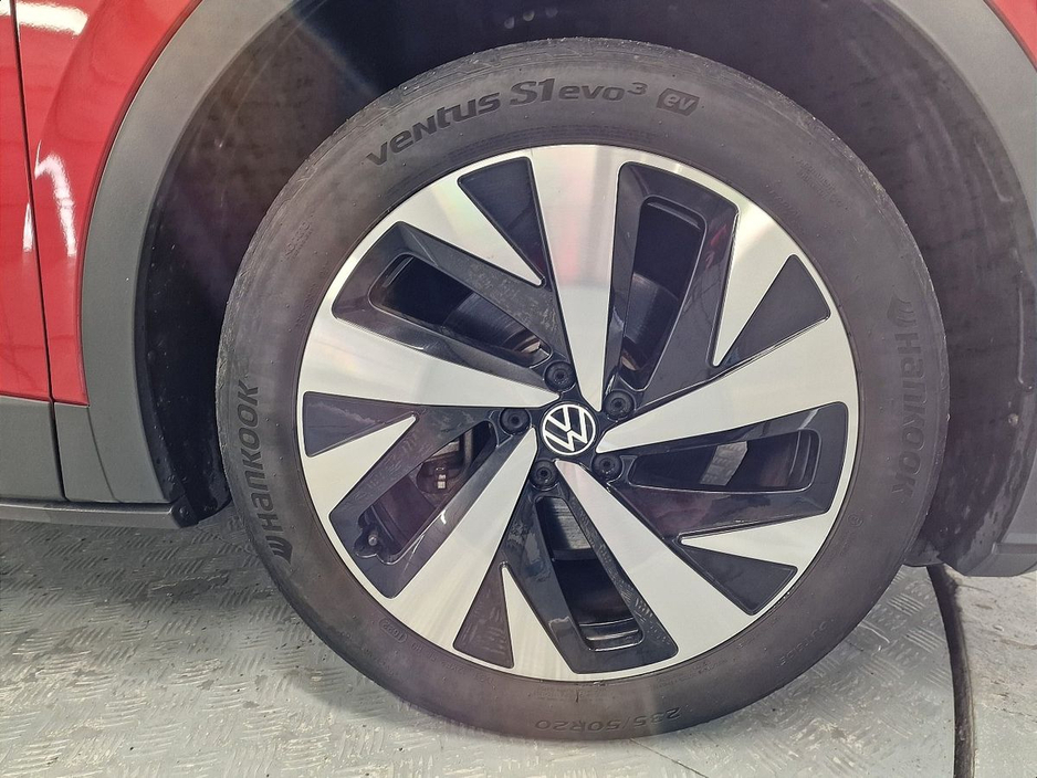 2022 Volkswagen ID.4 LIFE 77kWh 204HP €23,975