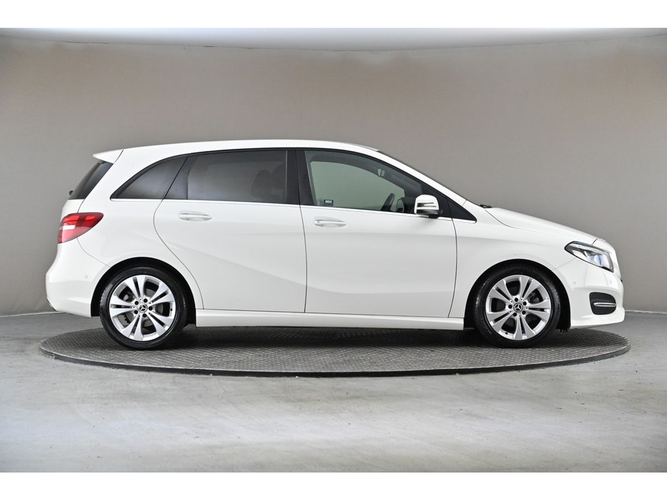 2018 Mercedes-Benz B Class B180 1.6 AMG STYLING*HALF LEATHER MEMORY SEATS*REVERSE CAM*PARK SENSORS* €21,880