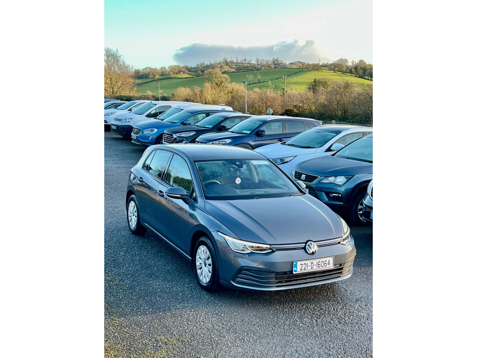 2022 Volkswagen Golf 2.0 TDI 115HP €24,950