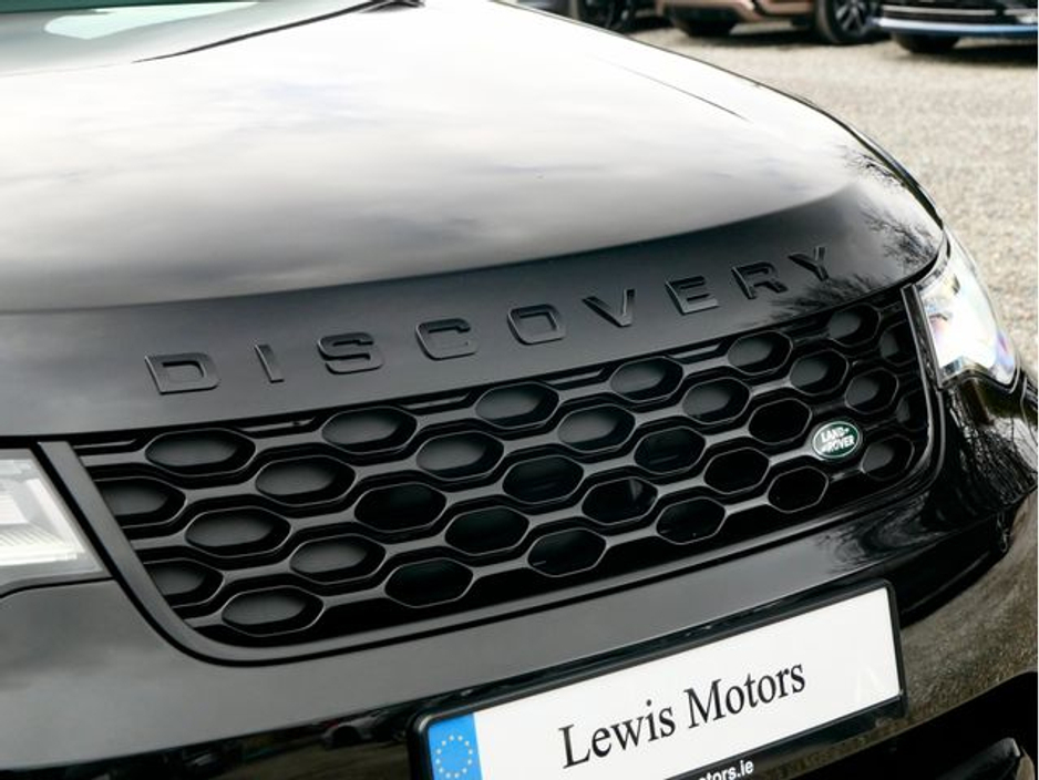 2025 Land Rover Discovery - image 11