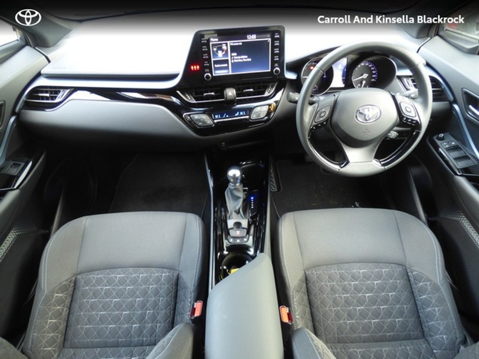 2022 Toyota C-HR Hybrid Sport €27,450