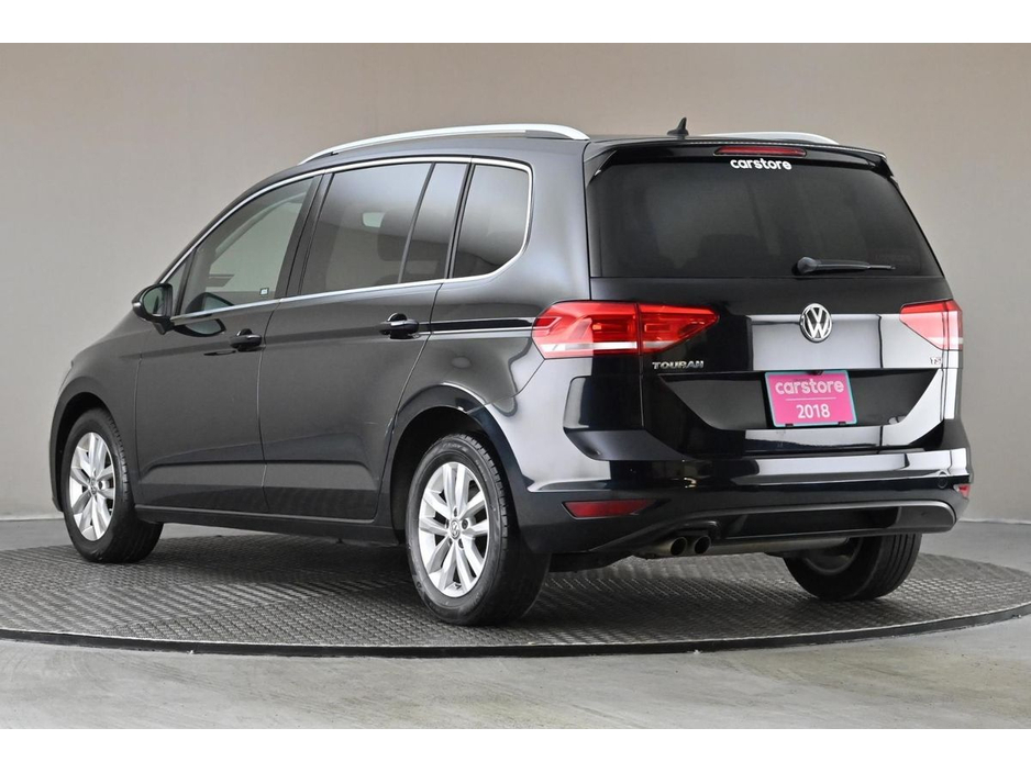 2018 Volkswagen Touran - image 7