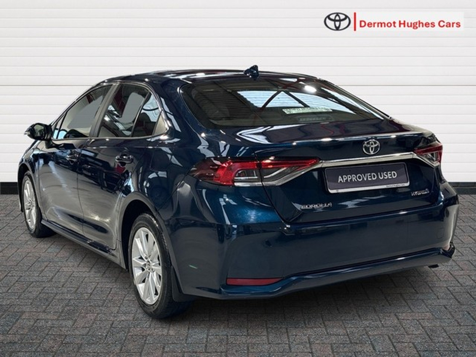 2024 Toyota Corolla - image 2