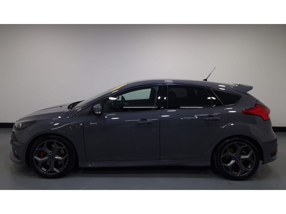 2015 Ford Focus 2.0 EcoBoost 250PS ST2 €18,950