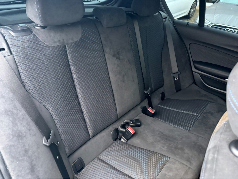 2017 BMW 1 Series 118D M SPORT * COMES WITH 2 YEAR NEW NCT, SERVICE BOOK PRESENT WITH 4 SERVICE STAMPS, REAR VIEW CAMERA, PARKING SENSORS  REAR, APPLE CARPLAY//ANDROID AUTO, ISOFIX CHILD SEAT ANCHOR POINTS* €18,950