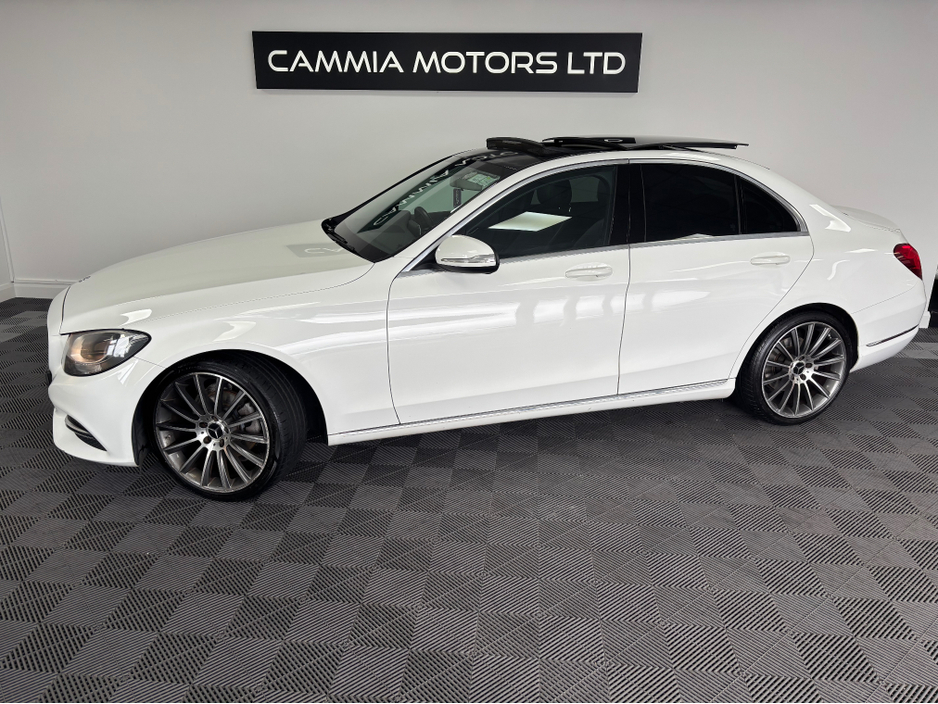 2015 Mercedes-Benz C Class - image 3