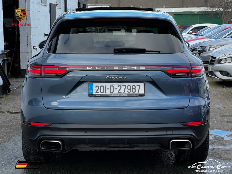 2020 Porsche Cayenne - image 12
