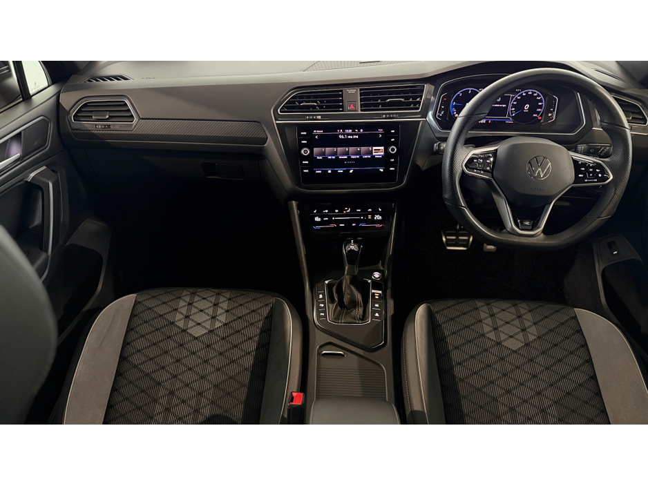 2024 Volkswagen Tiguan A7 R-LINE 2.0 TDI D7F 150 €54,900
