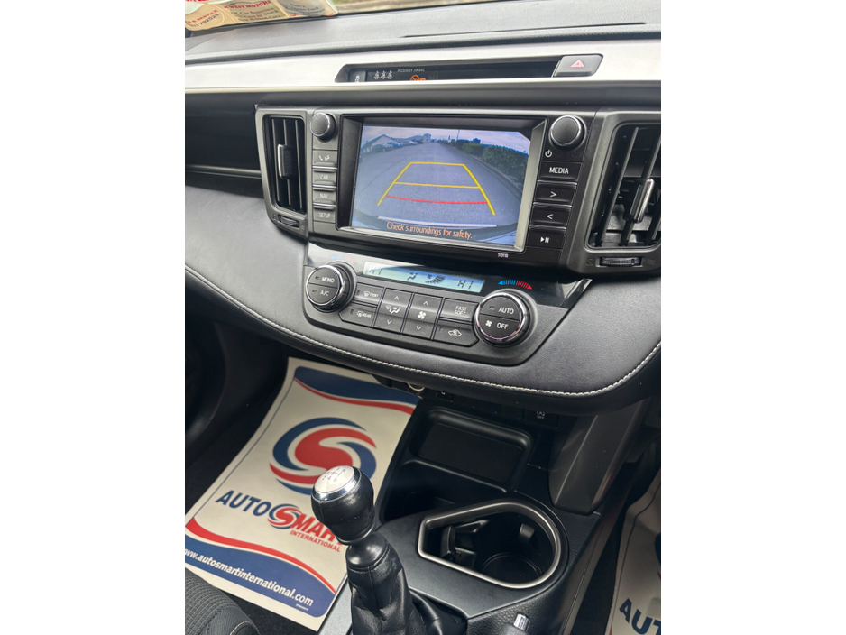 2017 Toyota Rav4 - image 15