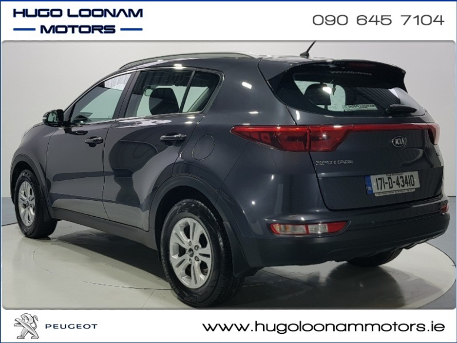 2017 Kia Sportage - image 3
