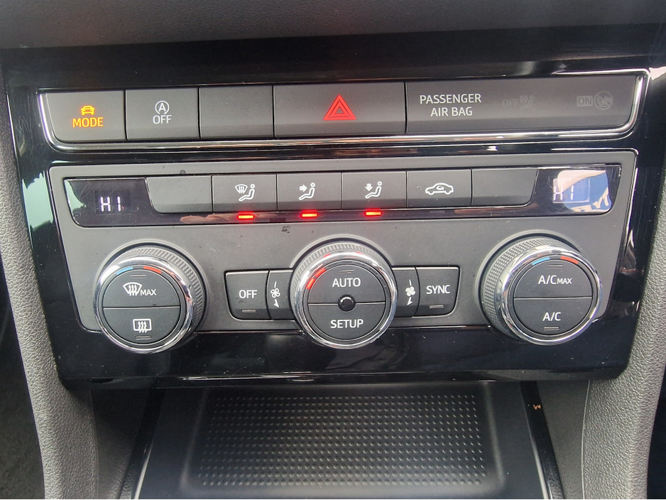 2018 SEAT Leon - image 23