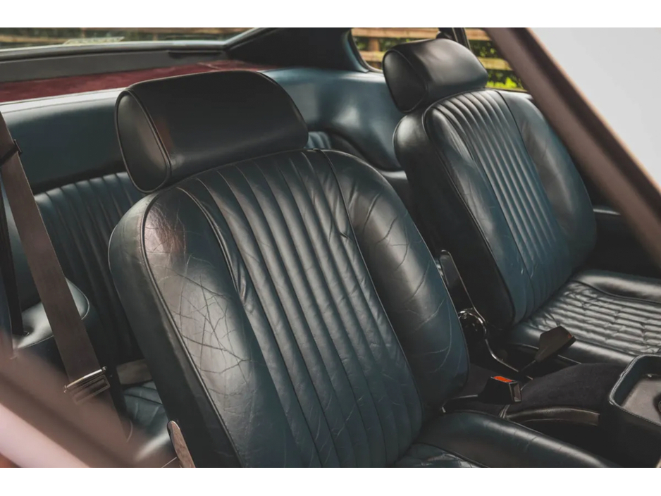 1977 Aston Martin V8 - image 18