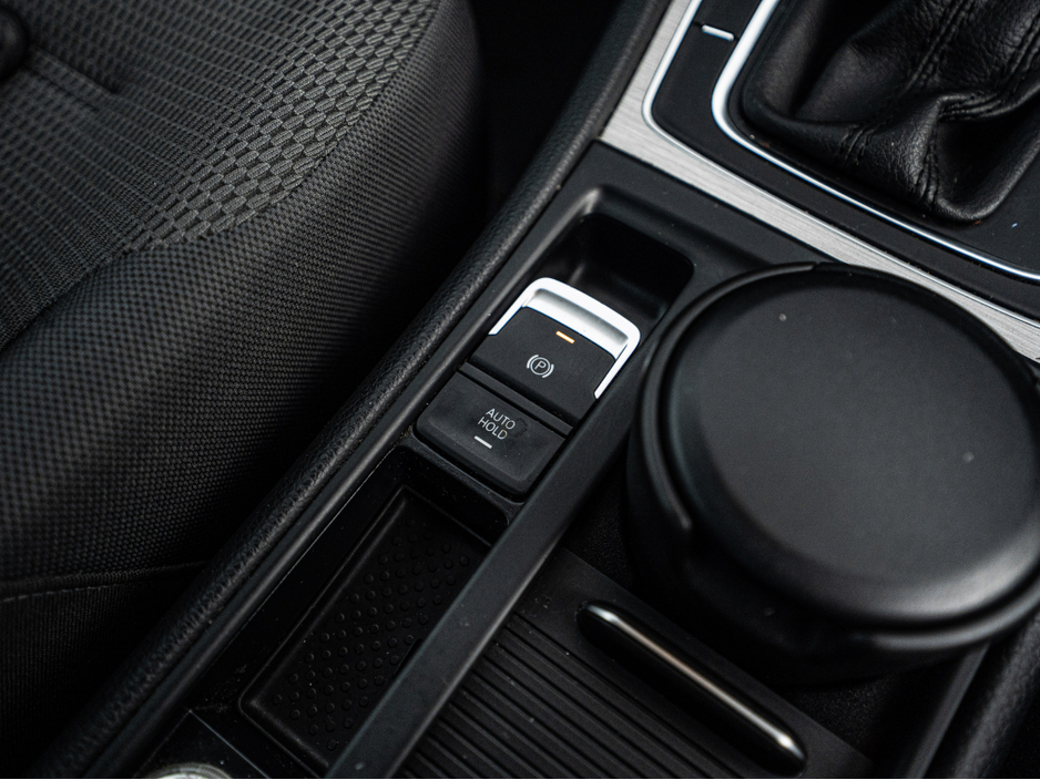 2015 Volkswagen Golf 2015 VW Golf 1.6d Auto/FSH/New NCT/Warranty €11,888