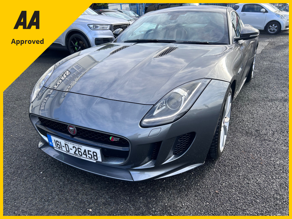 2016 Jaguar F-Type - image 10