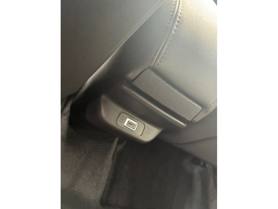 2026 Alfa Romeo Junior Ibrida €44,345